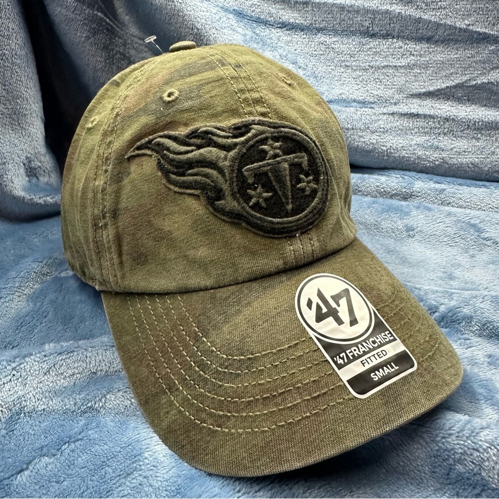 47 Brand NFL Tennessee Titans Small Camo Fitted Cap NWT